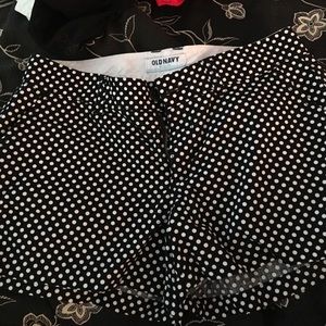 Old navy polka dot shorts