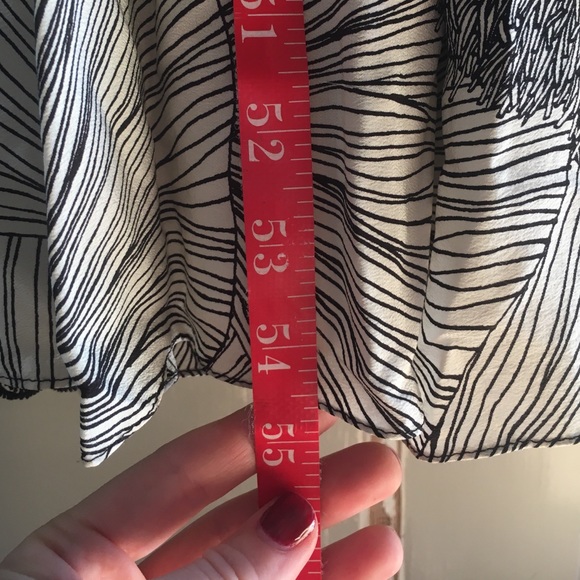 **SOLD** LEIFSDOTTIR Floral Sketch Maxi, Silk - Picture 3 of 4