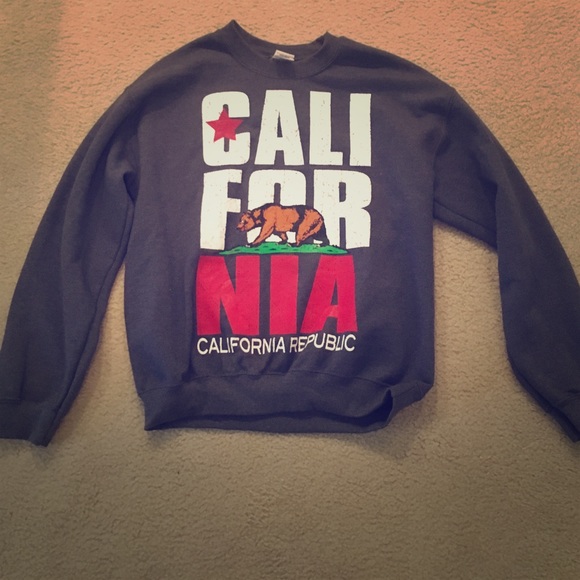 California Crew Neck - Picture 1 of 2