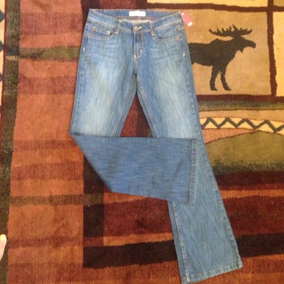 No boundaries jeans