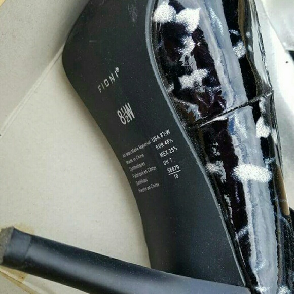 New shoes - Picture 2 of 3