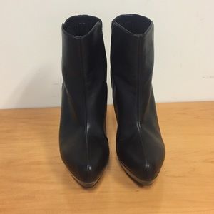 Stella McCartney booties!