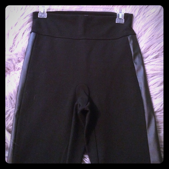 Spanx Assets red hot label pants medium