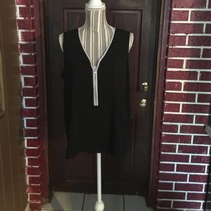 Black sleeveless top!