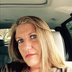 Meet your Posher, Tamera