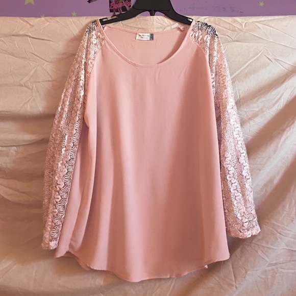 Blouse - Picture 1 of 2