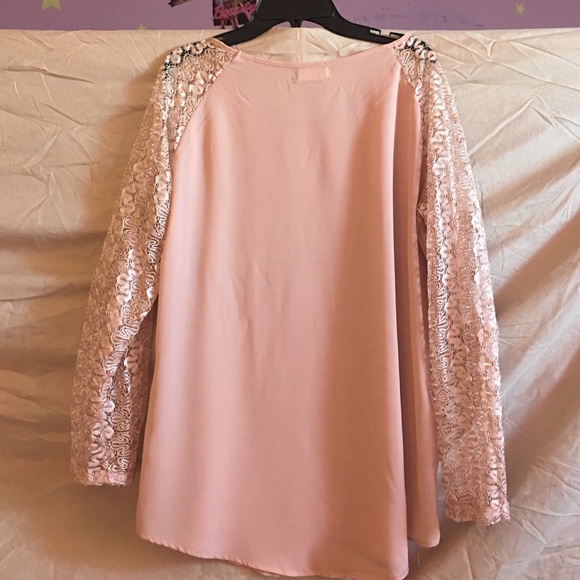 Blouse - Picture 2 of 2