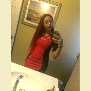 Meet your Posher, Elexus