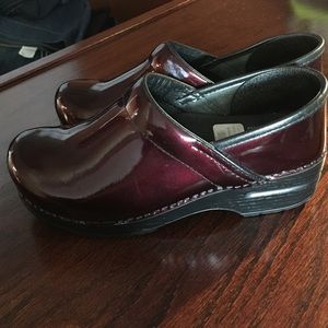 Burgundy patten Dasko's