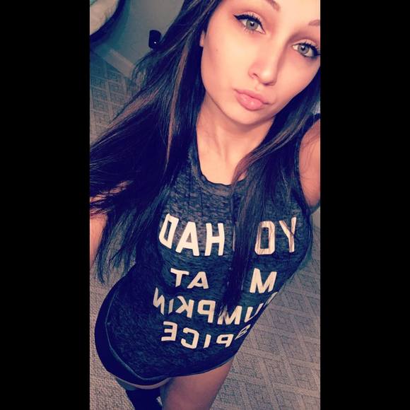 Meet your Posher, Michaela