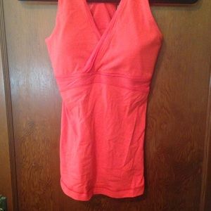 Lu lu lemon red tank