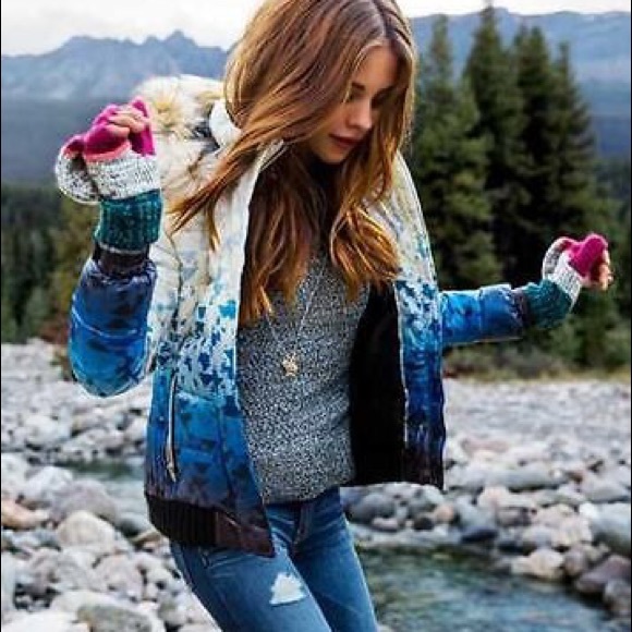 💙SOLD AMERICAN EAGLE 75% DOWN JACKET