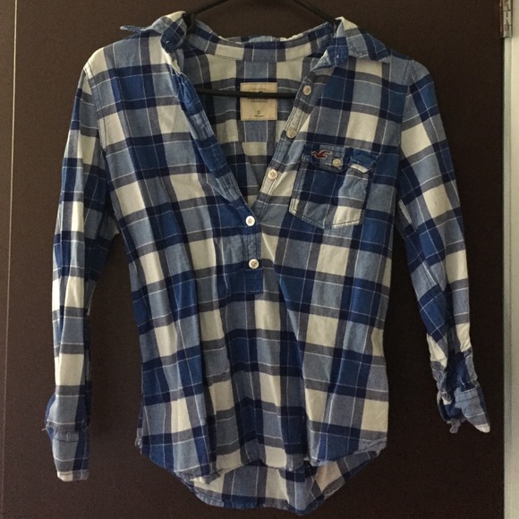 Hollister plaid quarter sleeve