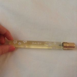 Marc Jacobs Daisy
