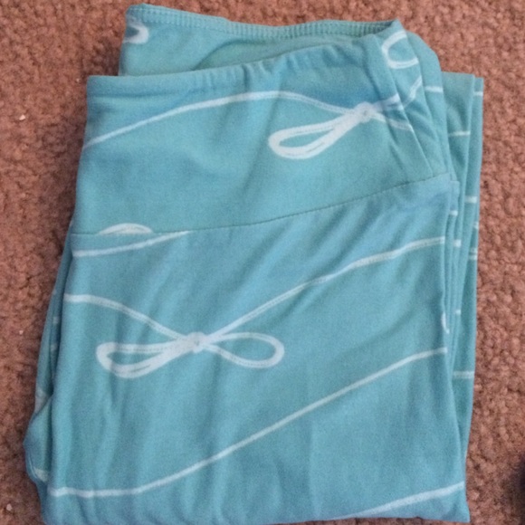 LuLaRoe OS mint green bow leggings