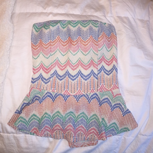 Vibrant Madison Boutique strapless top