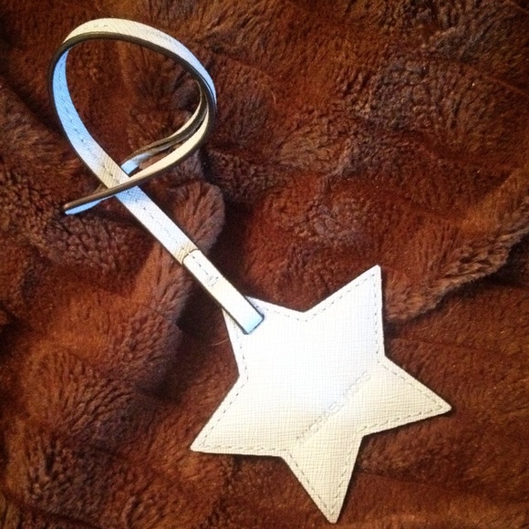 star luggage tag