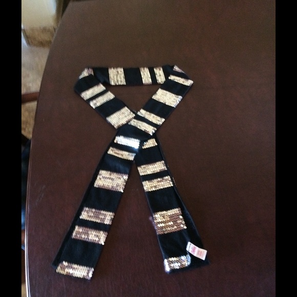 Kids Girls justice sequence scarf