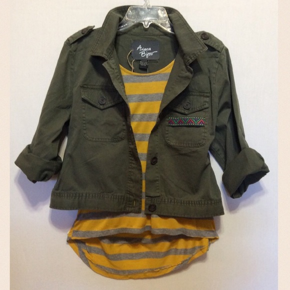 Jackets & Blazers - ⭐️ New low price! Army Green Utility Jacket  NWOT