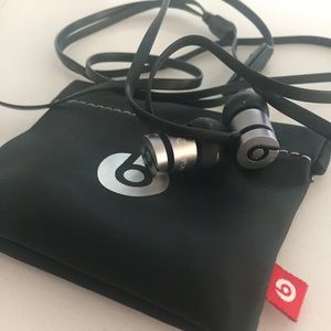 Beats headphones - never used!