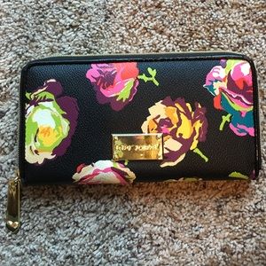 Betsy Johnson wallet💕💕