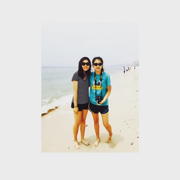 Meet your Posher, Jennifer - Picture 1 of 1