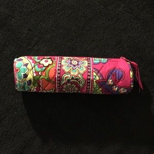 Vera Bradley On a Roll Case