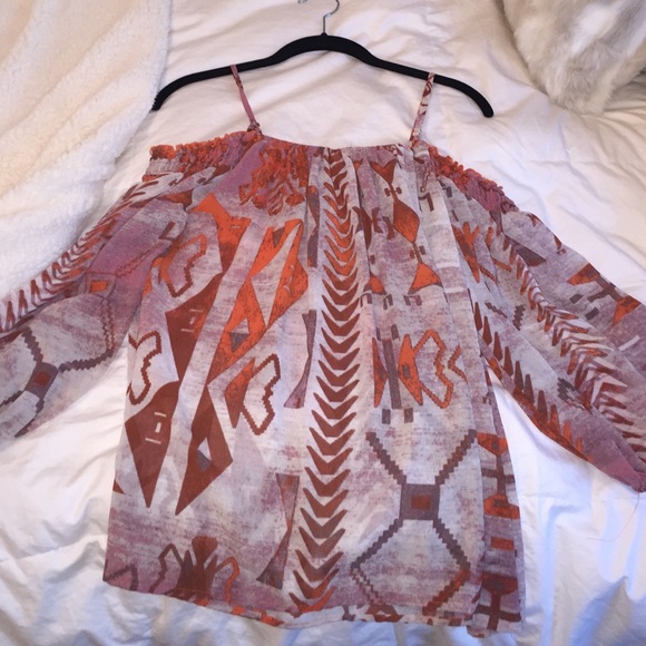 Fun tribal long sleeved top
