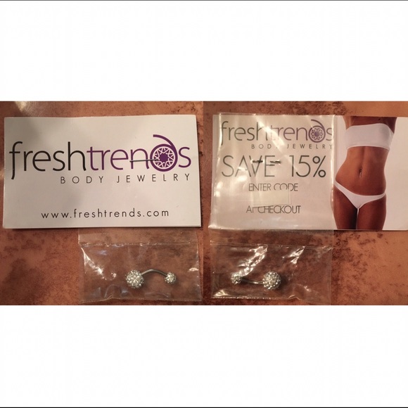 Ferido Swarovski Crystal Surgical Steel Navel Ring