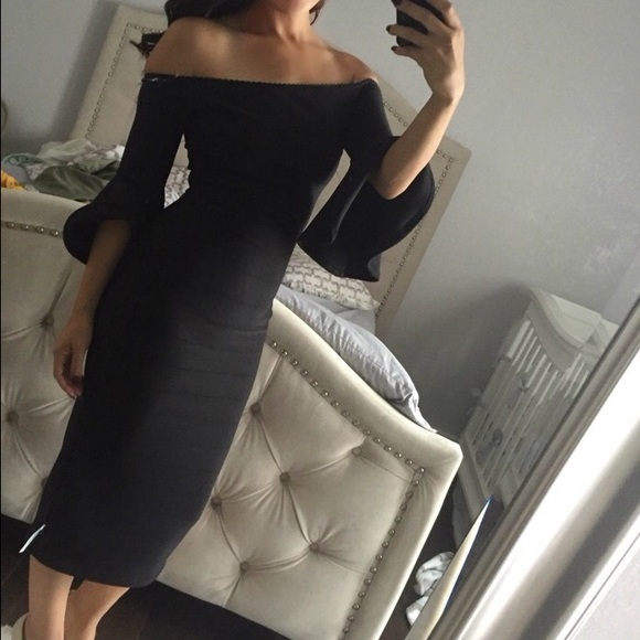 Black Sophisticated & Sexy gorgeous dress