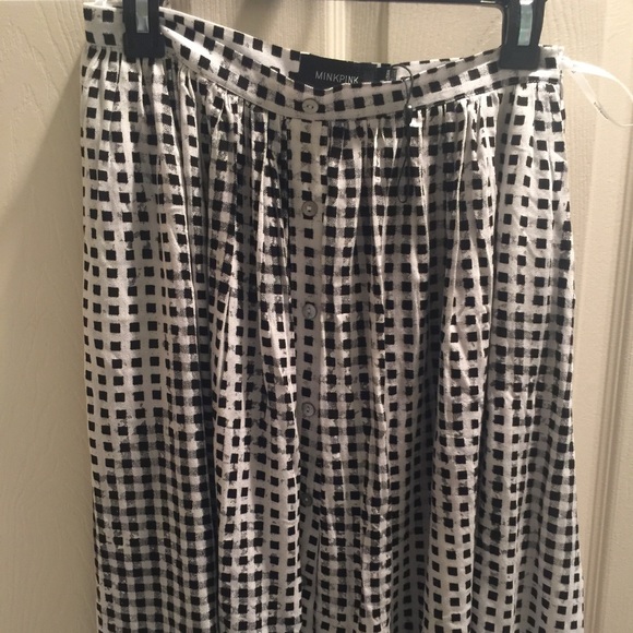 Minkpink skirt with buttons