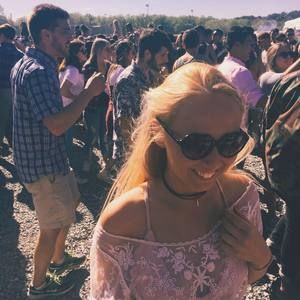 Meet your Posher, Anissa