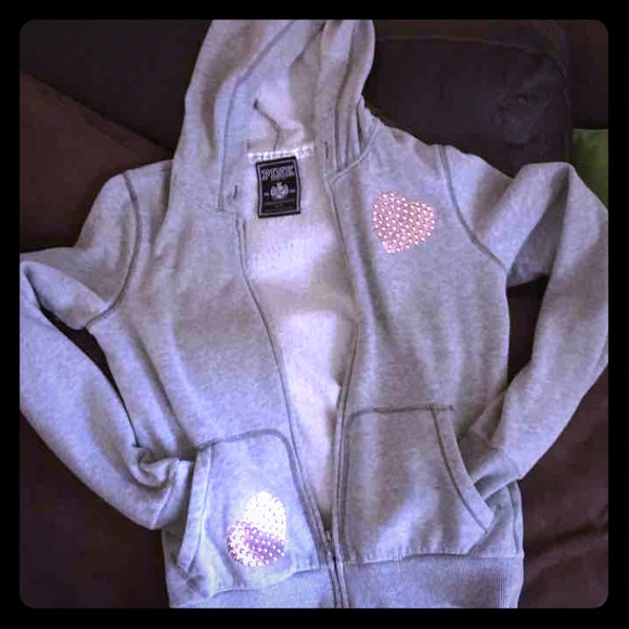 HOODIE BY VS