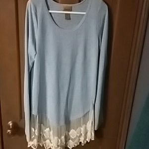 Bohemian sweater, darling lace at bottom ?