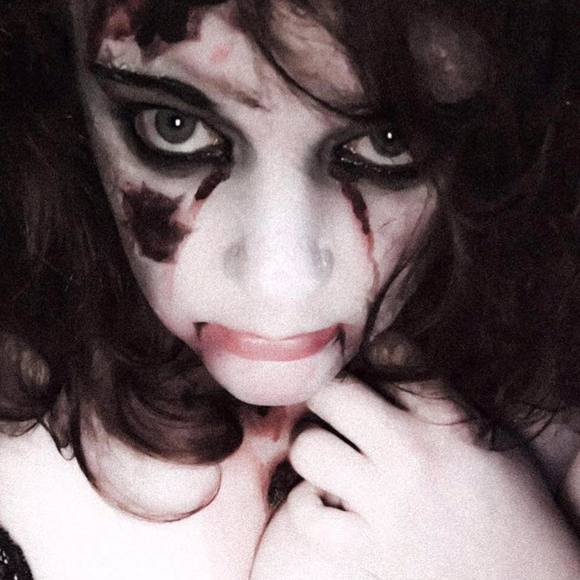 Meet your Posher, Kendra - Picture 1 of 1