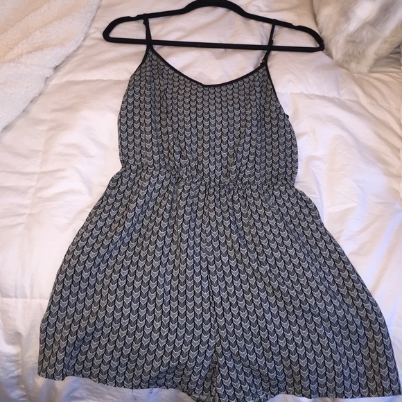 H&M us size 6 romper
