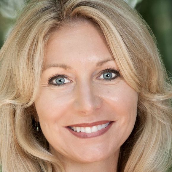 Meet your Posher, Michele - Picture 1 of 1