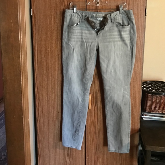 American eagle gray skinny jeans