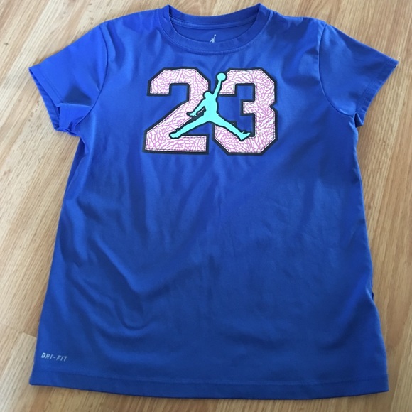 Girls Nike Jordan dri fit size large
