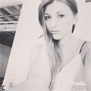 Meet your Posher, Stephanie