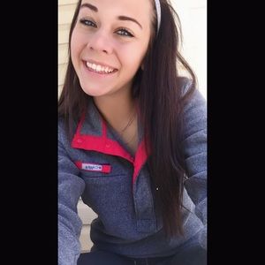 Meet your Posher, Elizabeth