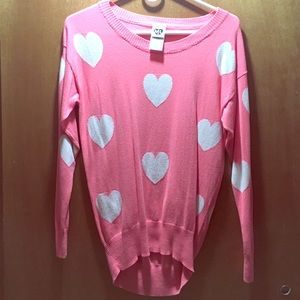 Pink sweater wit hearts