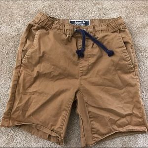 Khaki shorts. Men's. Small.