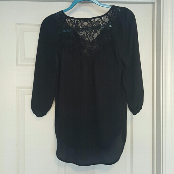 Black Lace Blouse - Picture 3 of 3