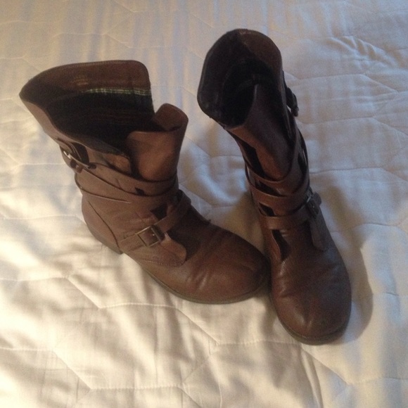 Brown boots