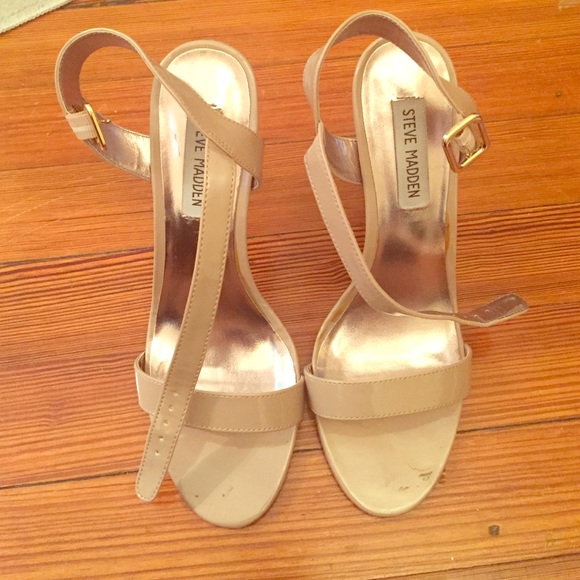 Steve Madden Tan Patent Heeled Sandals Size 8.5