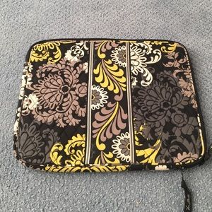 Vera Bradley Baroque laptop sleeve