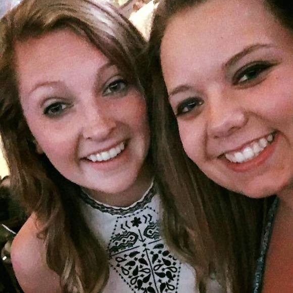 Meet your Posher, Savanna - Picture 1 of 1