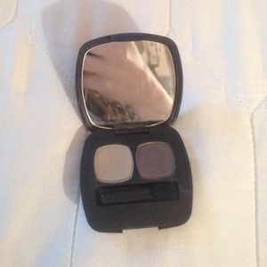 BareMinerals eyeshadow duo