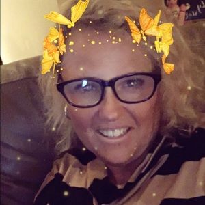 Meet your Posher, Wendy